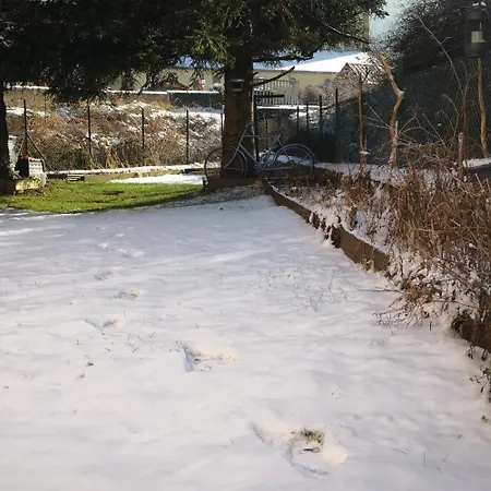Rez De Jardin En Bordure De Ruisseau * 勒伯恩霍姆